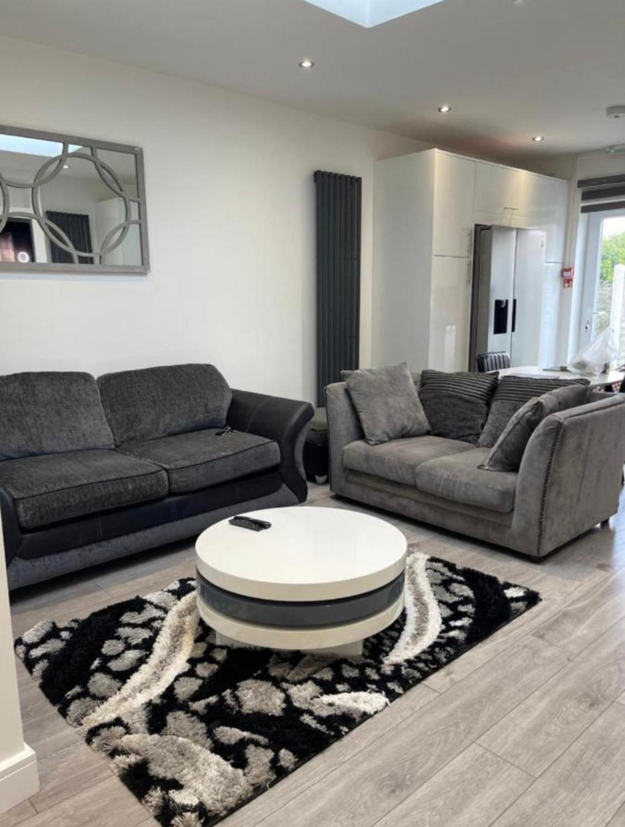 Holiday home Uppamost London Luxury 2 Dagenham