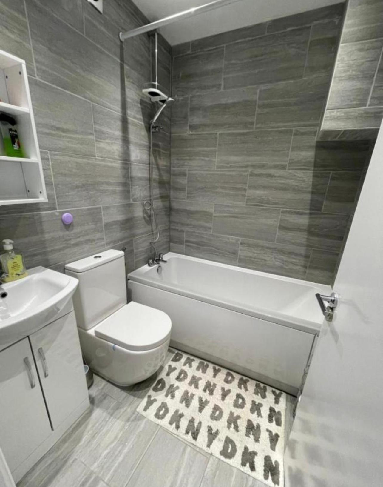Uppamost London Luxury 2 Ferienhaus Dagenham